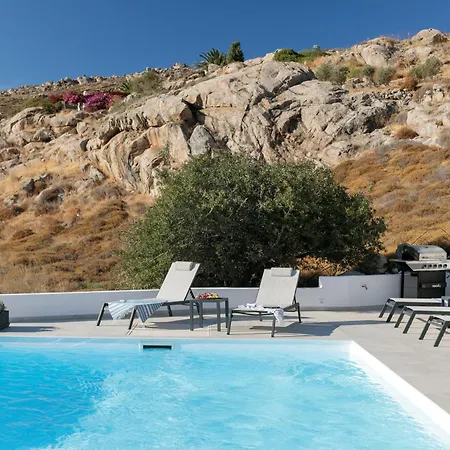 Willa Milagro 4br With Sea View Mikri Vigla