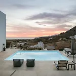 Milagro 4br With Sea View Микри-Вигла