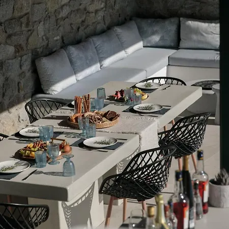 Villa Milagro 4br With Sea View Mikri Vigla Naxos City
