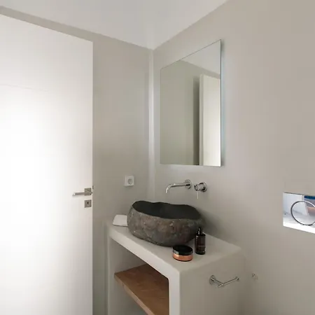 Milagro 4br With Sea View Vila