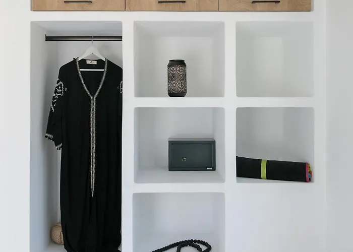 Milagro 4br With Sea View Villa *