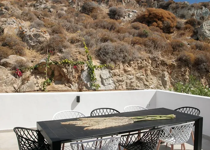 Villa Milagro 4br With Sea View Mikri Vigla